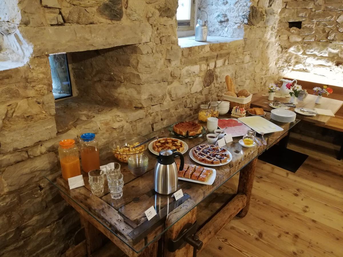 Agritur Ciastel Villa Sanzeno Kültér fotó